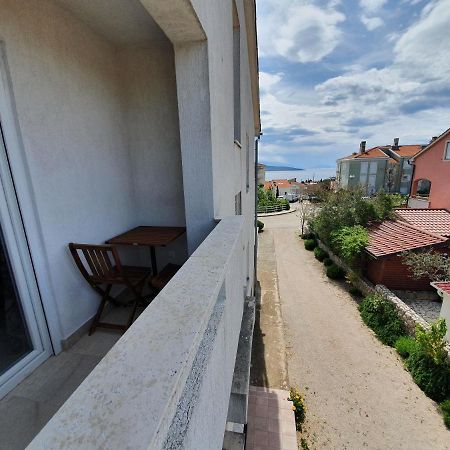 Apartmani Bozic-Tokic Krk Town Luaran gambar