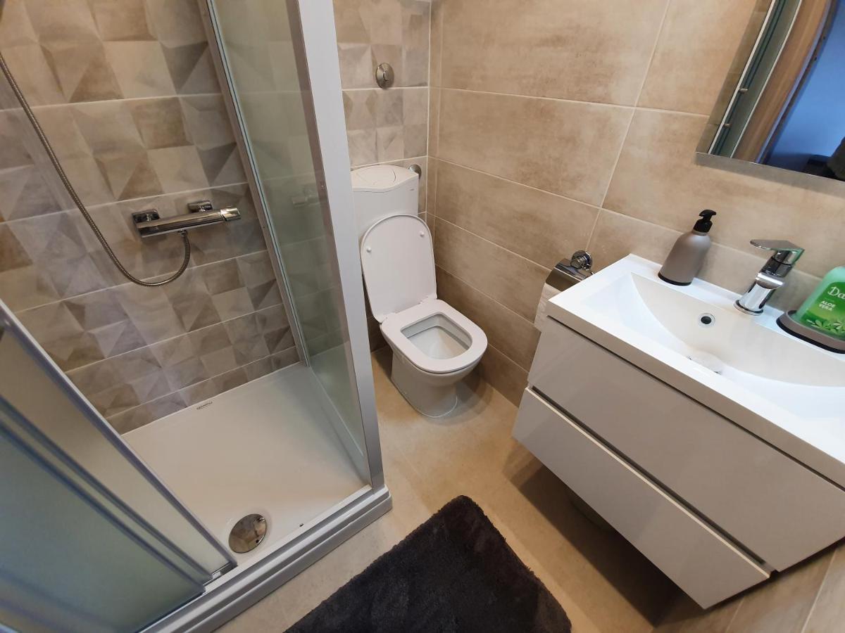 Apartmani Bozic-Tokic Krk Town Luaran gambar